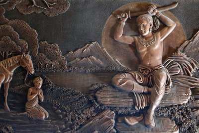 リンフォン仏教寺院、仏陀の生涯、宮殿から遠く、シドダルサ王子は上品な服をボロボロと交換し、長い髪をカットしました、ダラット、ベトナム 作： Unknown