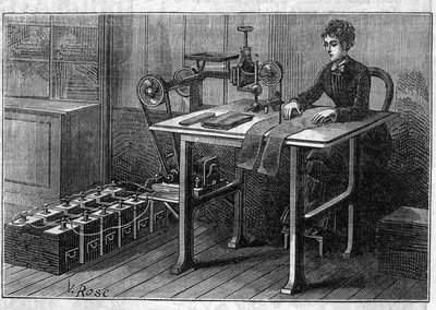フォーレ電池の応用：アキュムレータで作動する布用の裁断機。"Le Monde Illustré "に掲載された図版 作： Unknown artist