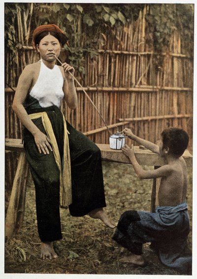 アヘンを吸うアジア人女性（1898年頃 作： Unknown artist