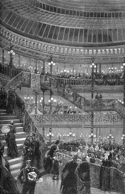ボン・マルシェ」店舗の拡張工事 - 中央の大きな階段。1880年、パリ。 作： Unknown artist