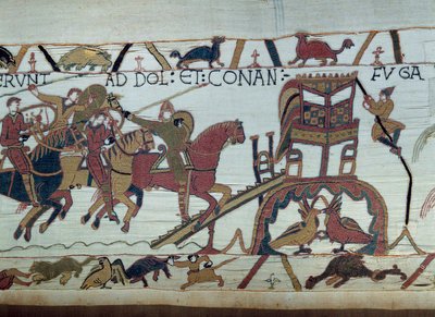 征服王ウィリアム(1027-1087)がブルターニュ公との戦いに赴いた際の武具がバイユーに到着しました。ハロルドはギヨームから騎士号を授与されたばかりである。 バイユー・タペストリーまたはマチルド王妃の刺繍の詳細 作： Unknown artist