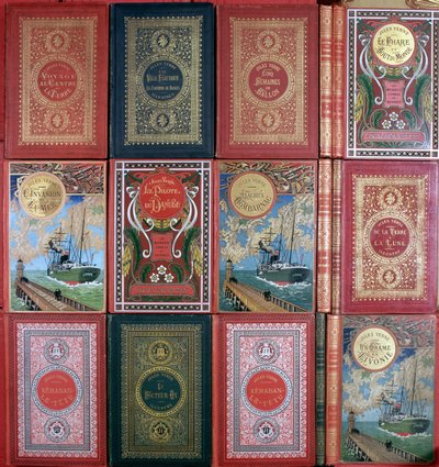 ヘッツェル版で出版されたジュール・ヴェルヌの書籍の様々な表紙。ジュール・ヴェルヌの図書館コレクション。パリ 作： Unknown artist