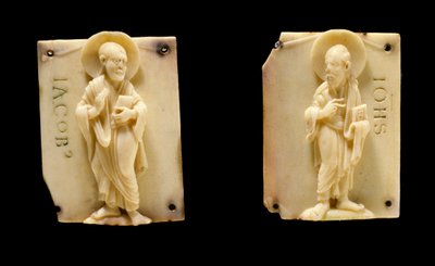 アポトーレ聖ヨハネと聖ヤコブを表現した象牙製の彫刻板12世紀ヴィヴネル・コンピエーニュ美術館 作： Unknown artist