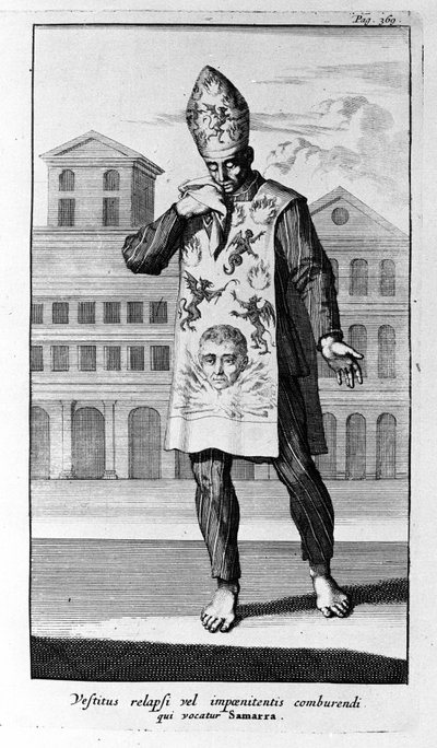 異端審問。懺悔者が身に着けていたサマラの衣服。アムステルダム1692年の「異端審問の歴史」からの版画。 作： Unknown artist