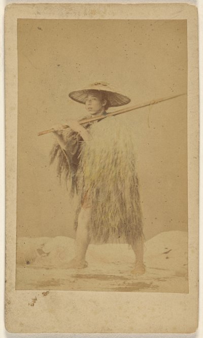 [麦わら帽子をかぶり、長い棒を持っている日本人男性] 作： Unknown artist