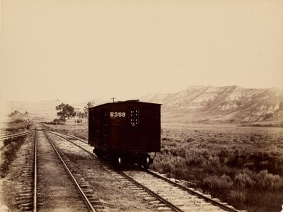 [線路を走る鉄道車両] 作： Unknown artist
