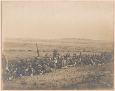 1898年9月2日、オムドゥルマンのダービッシュ攻撃を待っている第12スーダン大隊 作： Unknown