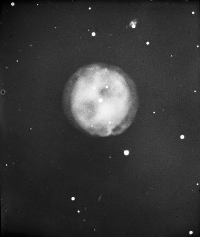 おおぐま座のふくろう星雲のスライドグラス（1910年） 作： Unknown photographer