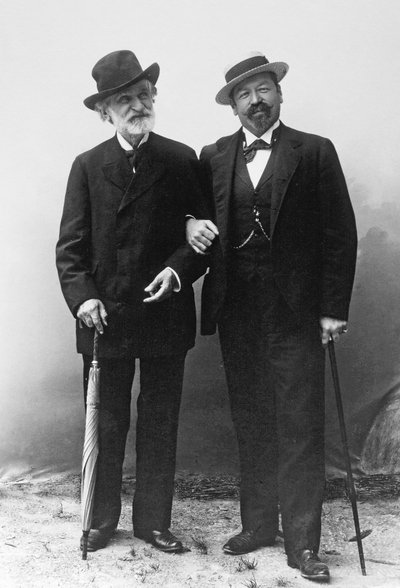 イタリアの作曲家ジュゼッペ・ヴェルディ（1813-1901）と、テノール歌手フランチェスコ・タマーニョ（1850-1905）が19世紀末にモンテカティーニで共演した。 作： Unknown photographer