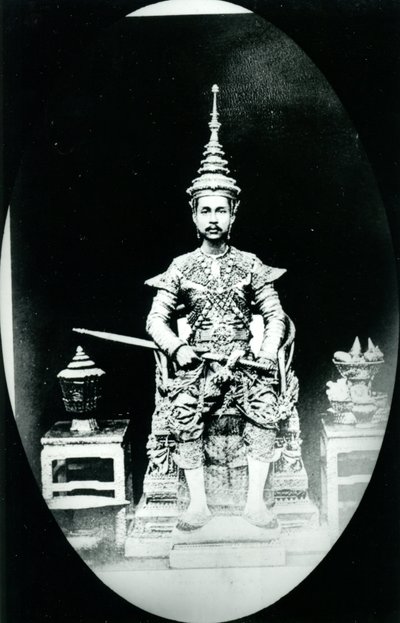 1880年頃のチュラロンコーン国王（モノクロ写真 作： Unknown photographer