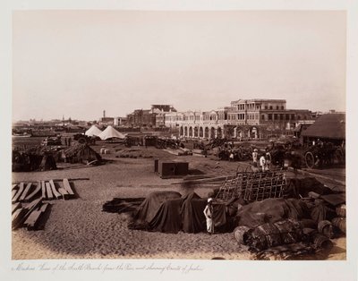 マドラス 桟橋からのサウスビーチの眺めと裁判所の様子 1885年頃（セピア写真 作： Unknown photographer