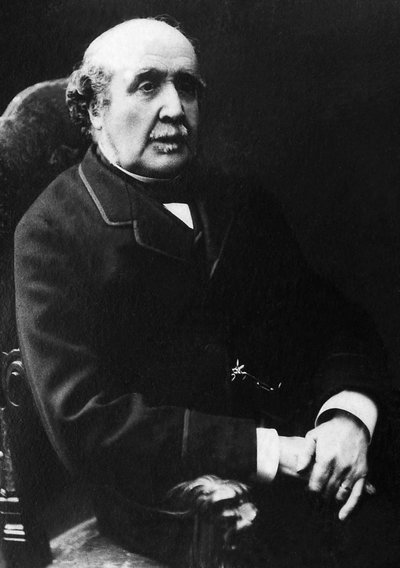 フランスの歴史家・政治家であるブロリー公アルベール（1821-1901）の肖像。 作： Unknown photographer