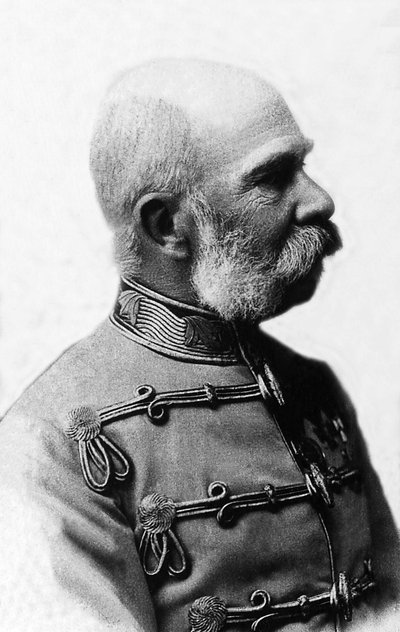 1848年から1916年までオーストリア皇帝、1867年から1916年までボヘミア王、ハンガリー王を務めたオーストリアのフランソワ・ヨーゼフ（フランソワ・ヨーゼフ）1世（1830-1916）の肖像。 作： Unknown photographer