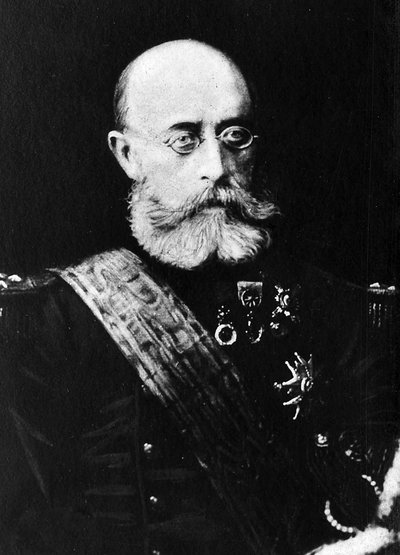 1854年から1861年、1863年から1865年までセネガルの総督を務めたフランスの将軍、ルイ・レオン・セザール・ファイデルベ（1818-1889）の肖像。 作： Unknown photographer