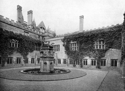 回廊、ニューステッド修道院、ノッティンガムシャー、1924-1926 作： Valentine and Sons Ltd