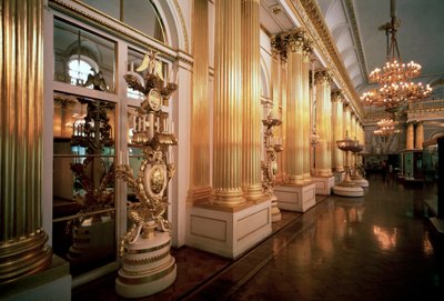 「冬宮殿の紋章ホール」、1839 年。 作： Vasily Stasov