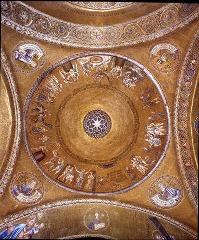 金色の背景にモザイクとドームのビュー 作： Veneto Byzantine School