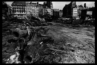 1971年8月、パリの中央市場の解体（モノクロ写真 作： Victor Baltard