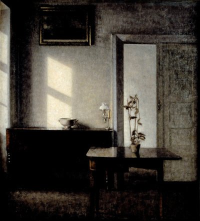 カードテーブルに鉢植えのあるインテリア、1910〜1911年 作： Vilhelm Hammershøi