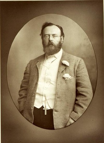 ロバート・ブキャナン（1841-1901）の肖像（モノクロ写真） 作： Walery Rzewuski