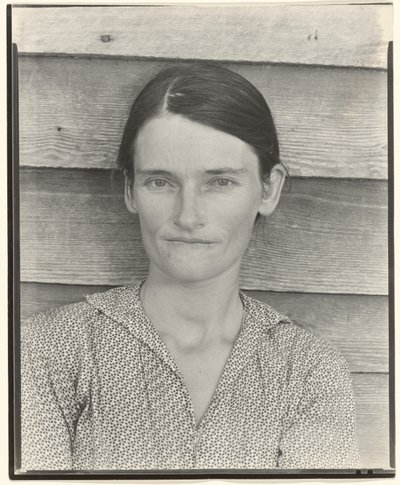 アラバマ州ヘール郡、綿花小作人の妻、アリー・メイ・バロウズ 作： Walker Evans