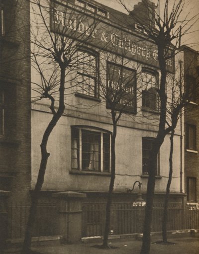 セントブライドチャーチヤード、c1935の古い鐘のサイン。 作： Walter Benington