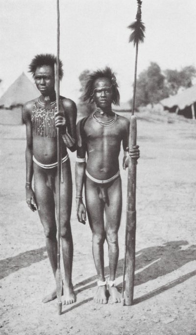 ナイル上流のステップの住人たち（モノクロ写真） 作： Walter Mittelholzer