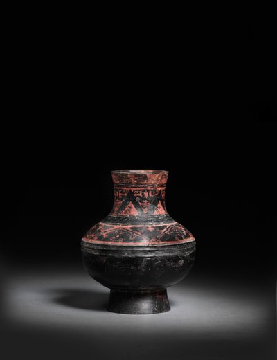 小さな赤い塗られた黒い漆塗りの黒い陶器の瓶、胡主、紀元前476-221年 作： Warring States period Chinese School