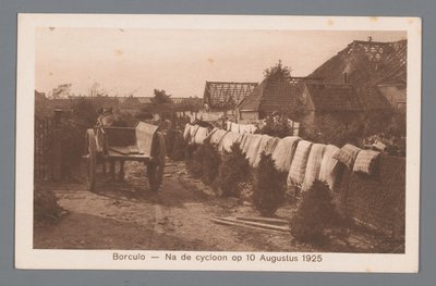 Borculo -- 1925 年 8 月 10 日のサイクロンの後 作： Weenenk and Snel