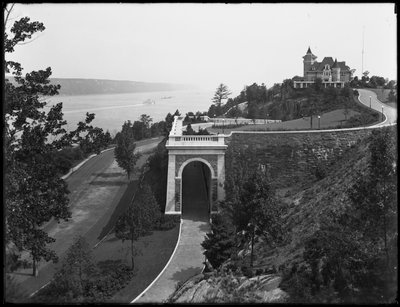 トライオンホール、ビリングスエステート、インウッド、ニューヨーク市、1914年 作： William Davis Hassler