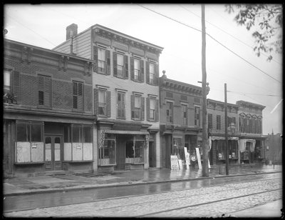 クイーンズボロ公共図書館の正体不明のブランチ、ニューヨーク、1910年 作： William Davis Hassler