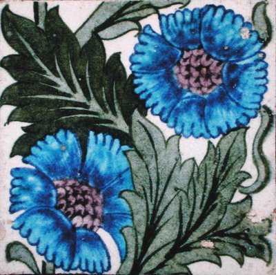 花柄タイル（陶器） 作： William de Morgan