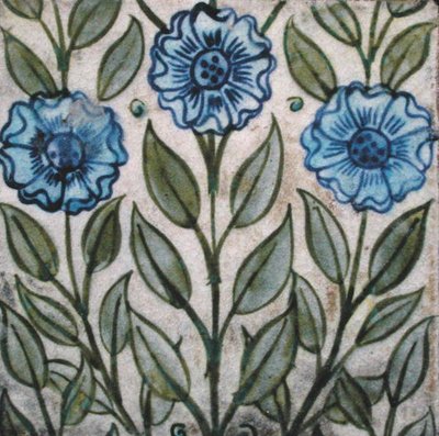 様式化された花のデザインのタイル（セラミック） 作： William de Morgan