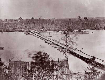 Pontoon Bridge, Broadway Landing, Appomattox River, 1861-65. 作： William Frank Browne