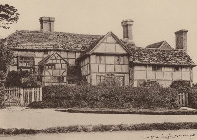 サセックス州ホーシャムのノース・ストリート、ノース・チャペルにて（モノクロ写真） 作： William Galsworthy Davie