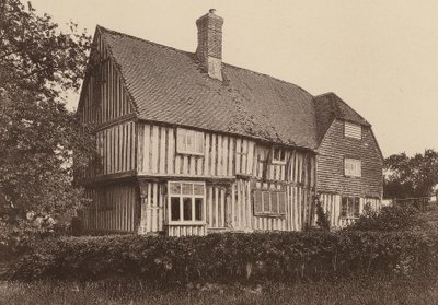 サセックス州ノーサイアム、ストロベリーホールにて（モノクロ写真） 作： William Galsworthy Davie