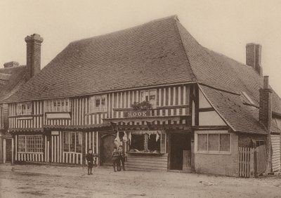ケント州テンターデンにて（モノクロ写真） 作： William Galsworthy Davie