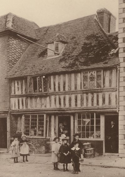 ケント州テンターデンにて（モノクロ写真） 作： William Galsworthy Davie
