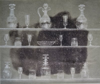 自然の鉛筆からのガラス製品、写真、1844 作： William Henry Fox Talbot