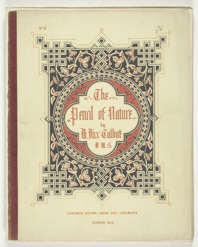 「The Pencil of Nature」の表紙と本文、ロンドン、1844 年 作： William Henry Fox Talbot