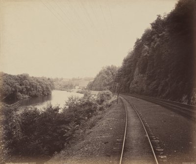 ロックデール・カーブ、リーハイ沿い。1895年（写真） 作： ウィリアム・ハーマン・ラウ