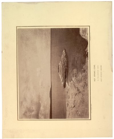 イエローストーン湖の温泉コーン、1871年（セピア写真） 作： William Hicks Jackson