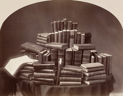 本のある静物画、1870年代～80年代 作： William Notman.