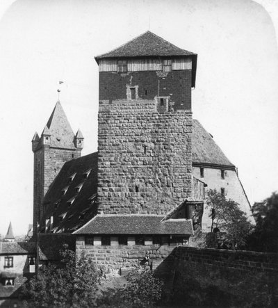 五角形の塔Funfeckiger Thurm、Kaiserstallung、ニュルンベルク、ドイツ、c1900年代。 作： Wurthle and Sons