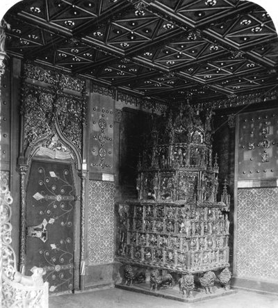 王子部屋、Festung Hohensalzburg、オーストリア、ザルツブルグ、c1900年代の炉。 作： Wurthle and Sons