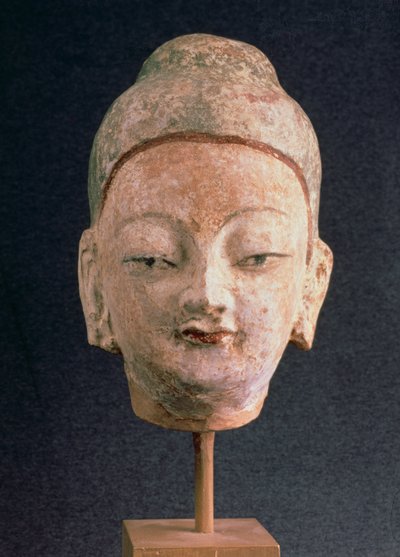 9世紀から10世紀までのベゼクリクの仏像の頭（粘土を塗ったもの） 作： Xingjiang