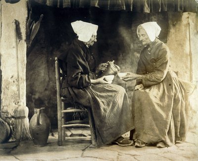 お茶を飲む女性たち、1900年頃 作： Frederick (attr. to) Barnard