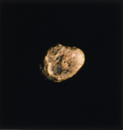 ボイジャー2号が撮影した土星の衛星の一つ、ハイペリオン 作： Ferdinand Georg Waldmuller