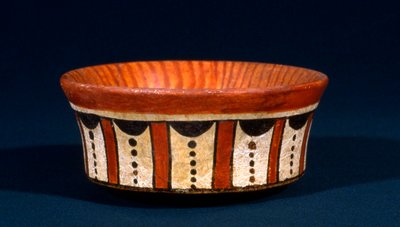 マヤ文明の葬祭用容器 グアテマラ、ティカル、古典期後期、西暦600～900年頃（陶製 作： Hippolyte Lalaise Devéria