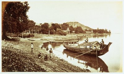 川辺から見たサガイン（1876年頃 作： John Pardon